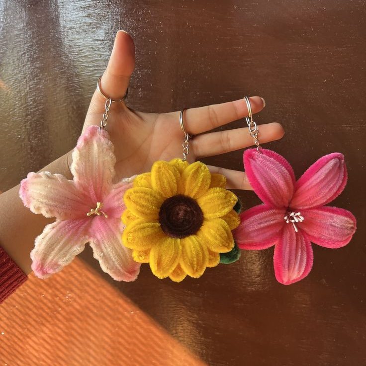 pipe cleaner charms that radiates position energy